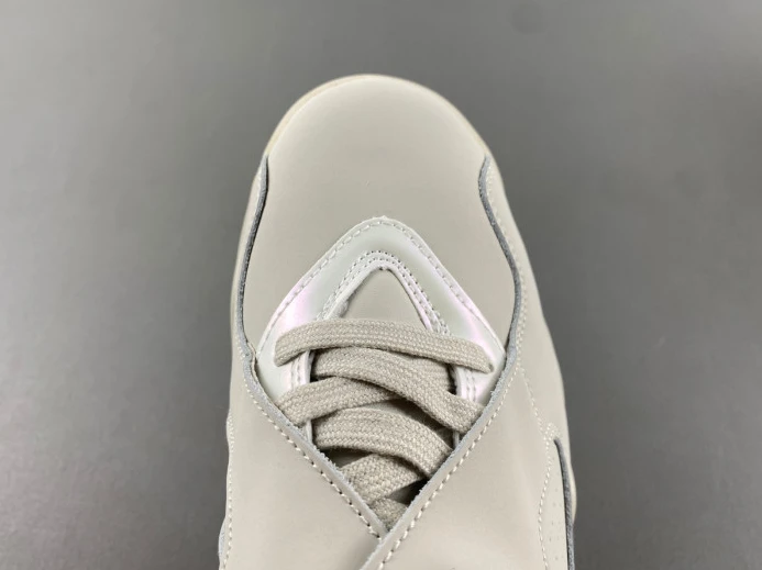 ModernLook Jordan 8 Retro Champagne 832821- 627
