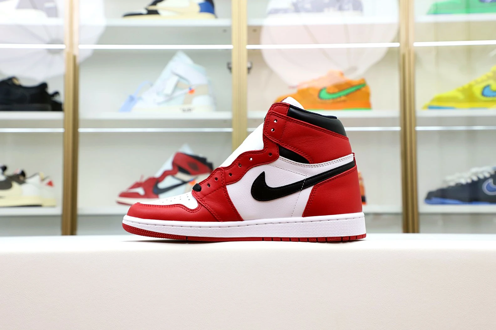 ModernLook Kimikick AIR JORDAN 1 RETRO HIGH OG 'CHICAGO' 1991