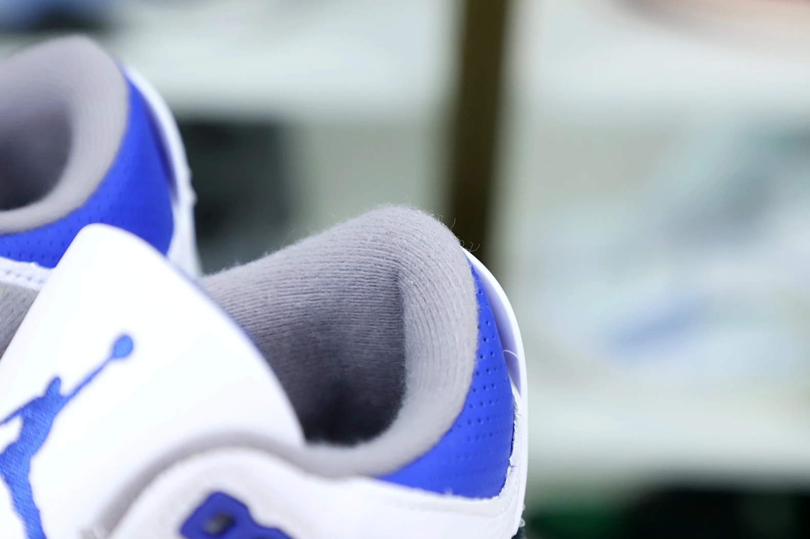 ModernLook Kimikick AIR JORDAN 3 RETRO 'RACER BLUE' 2007