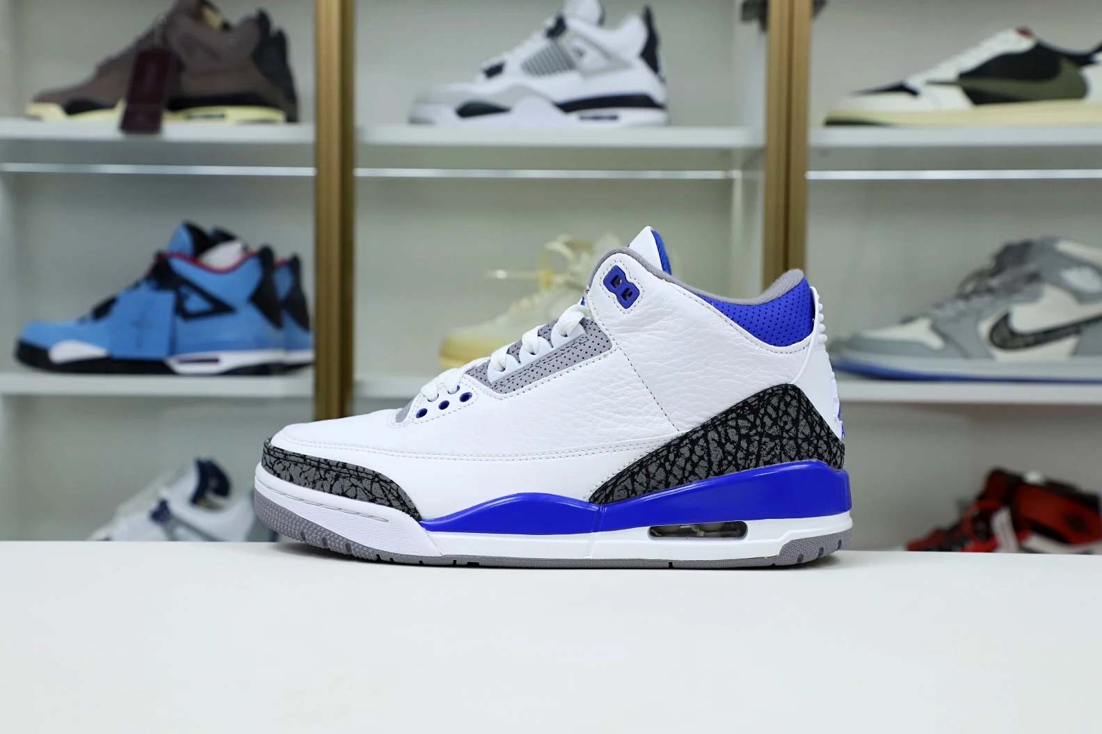 ModernLook Kimikick AIR JORDAN 3 RETRO 'RACER BLUE' 2007