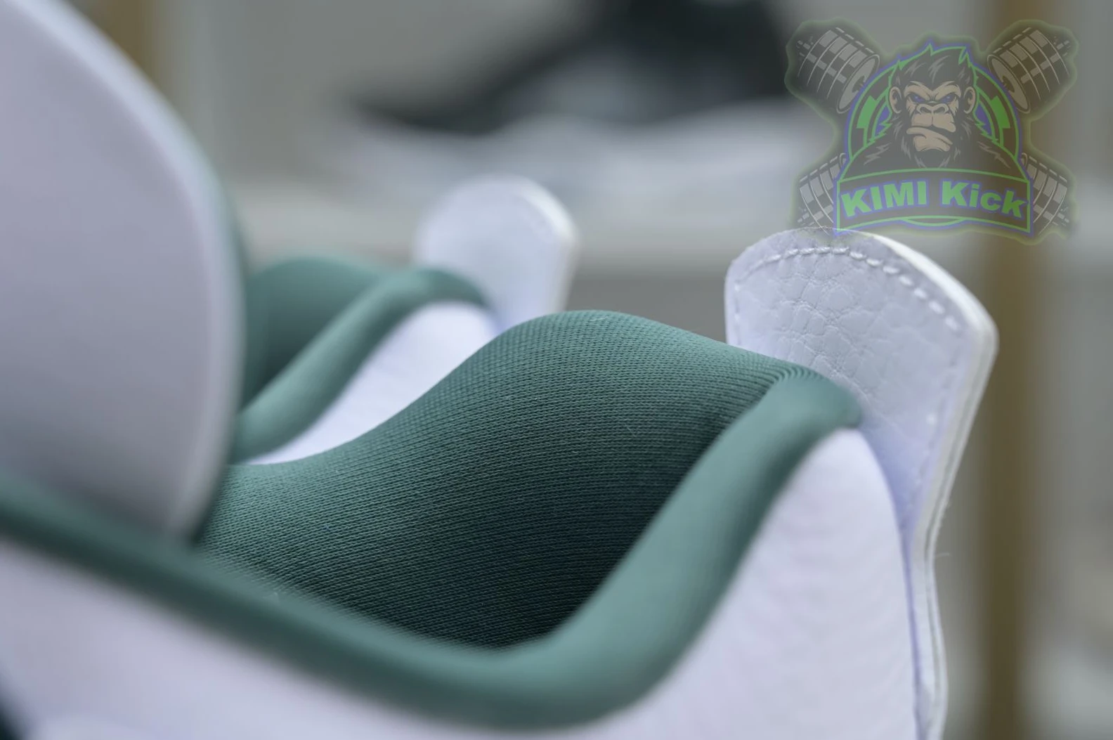 ModernLook Kimikick Air Jordan 4 Oxidized Green 1879