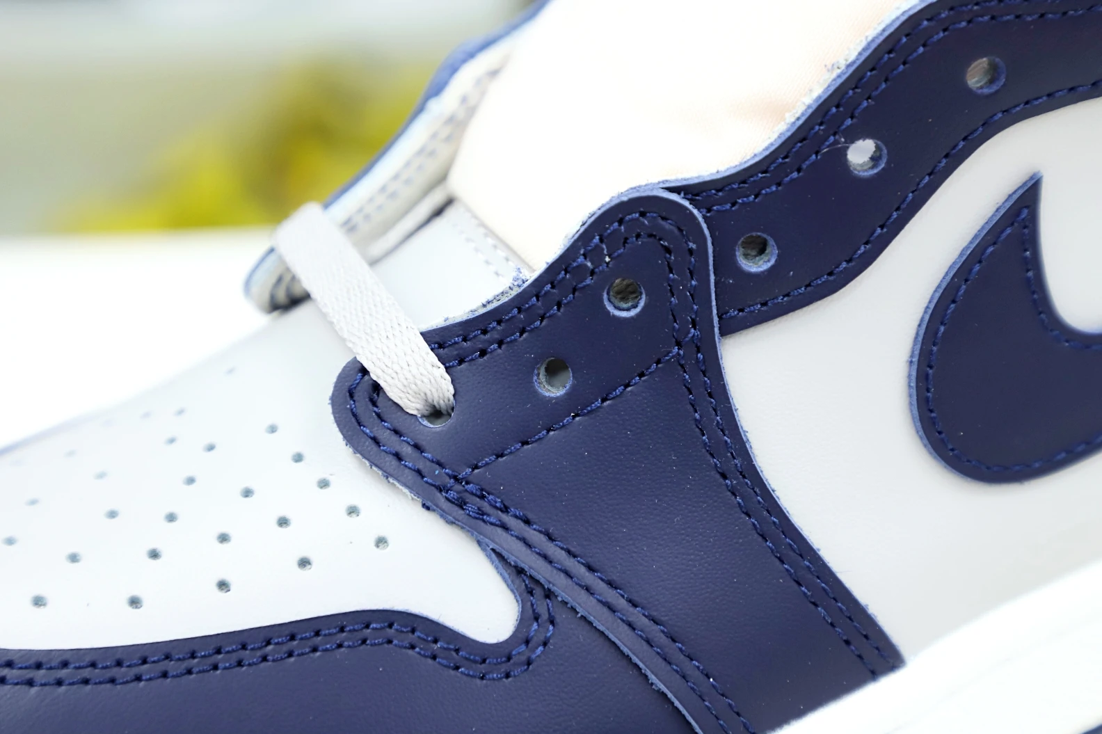 ModernLook Kimikick Jordan Air Jordan 1 high 1909