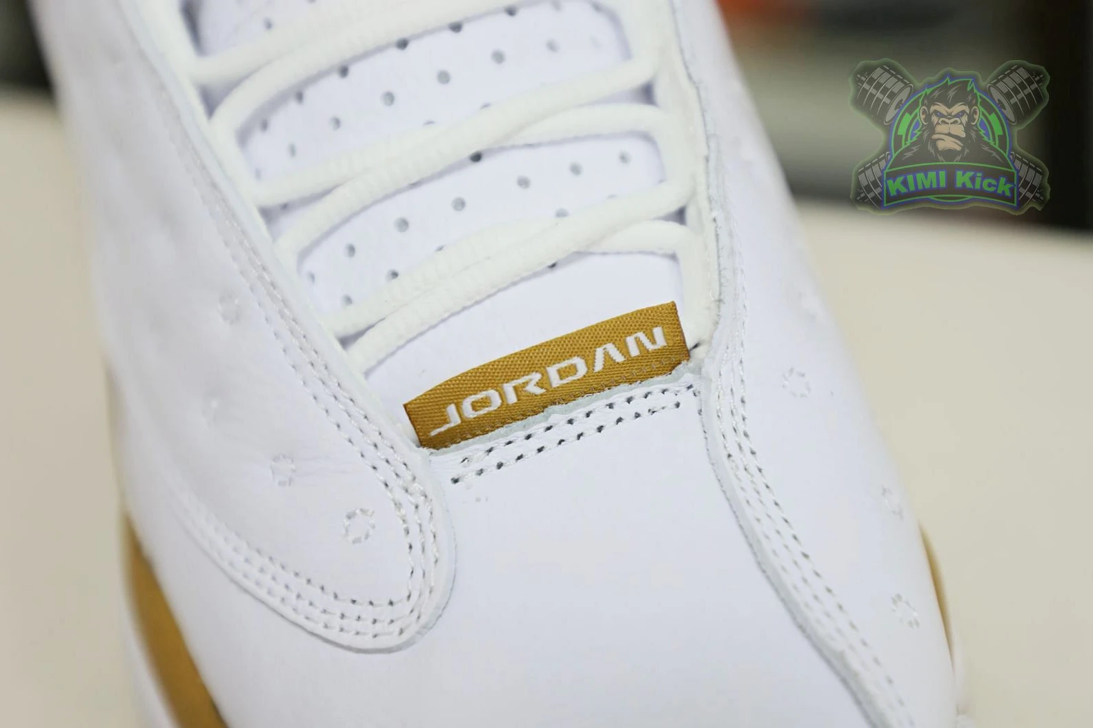 ModernLook Kimikick Jordan Air Jordan 1896