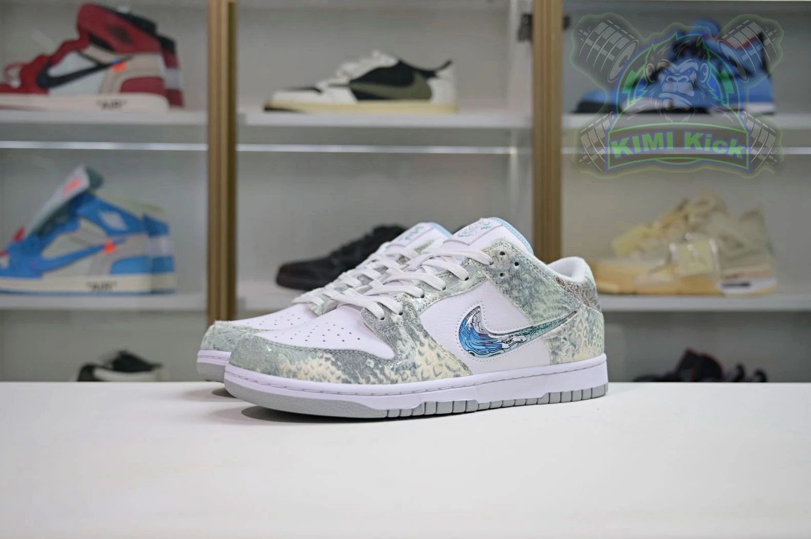 ModernLook Kimikick Nike Dunk Low  CNY 3417