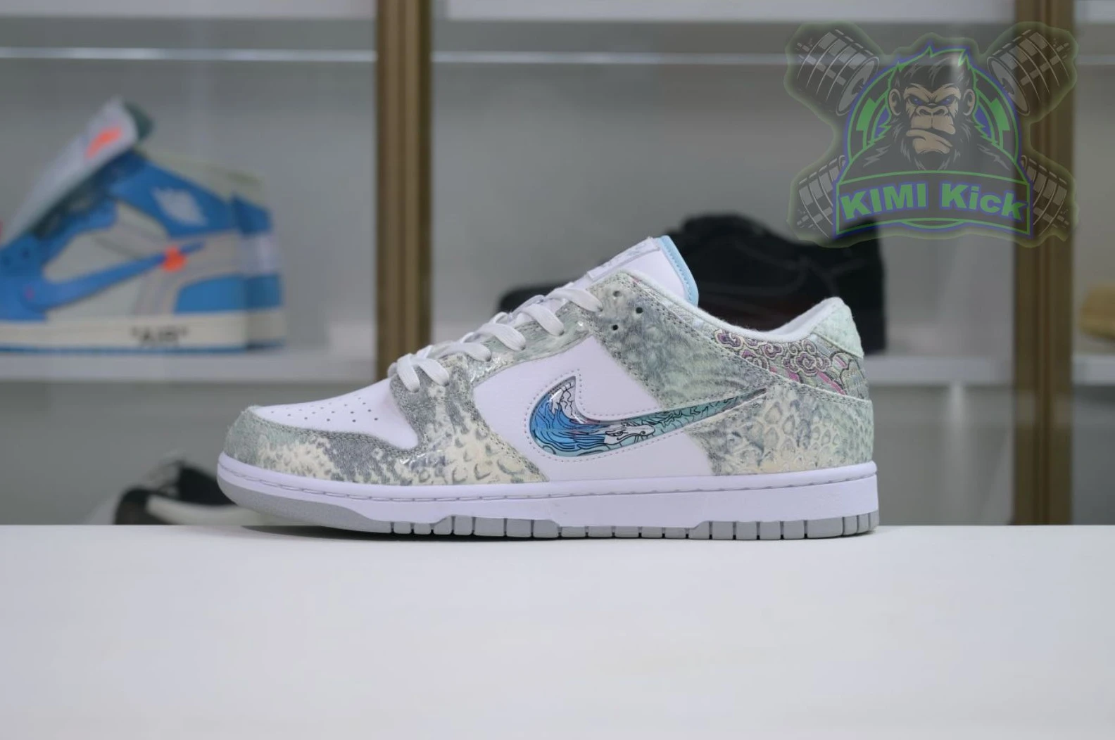 ModernLook Kimikick Nike Dunk Low  CNY 3417
