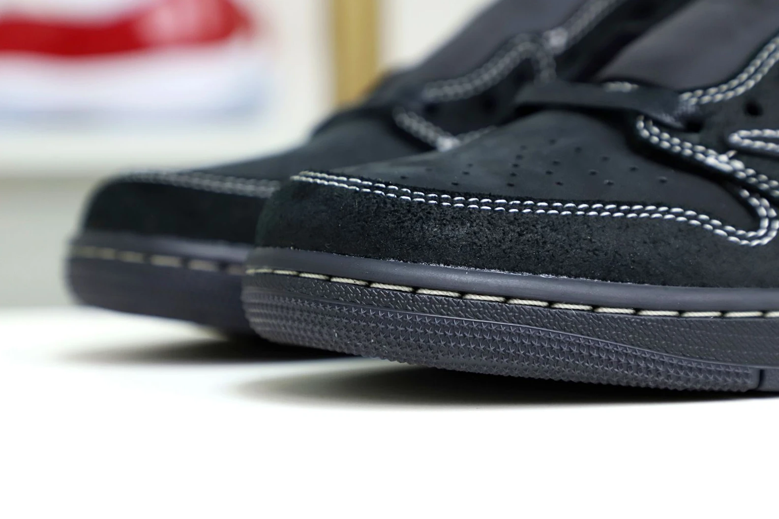 ModernLook Kimikick TRAVIS SCOTT X NIKE AIR JORDAN 1 LOW OG “BLACK PHANTOM” 3508