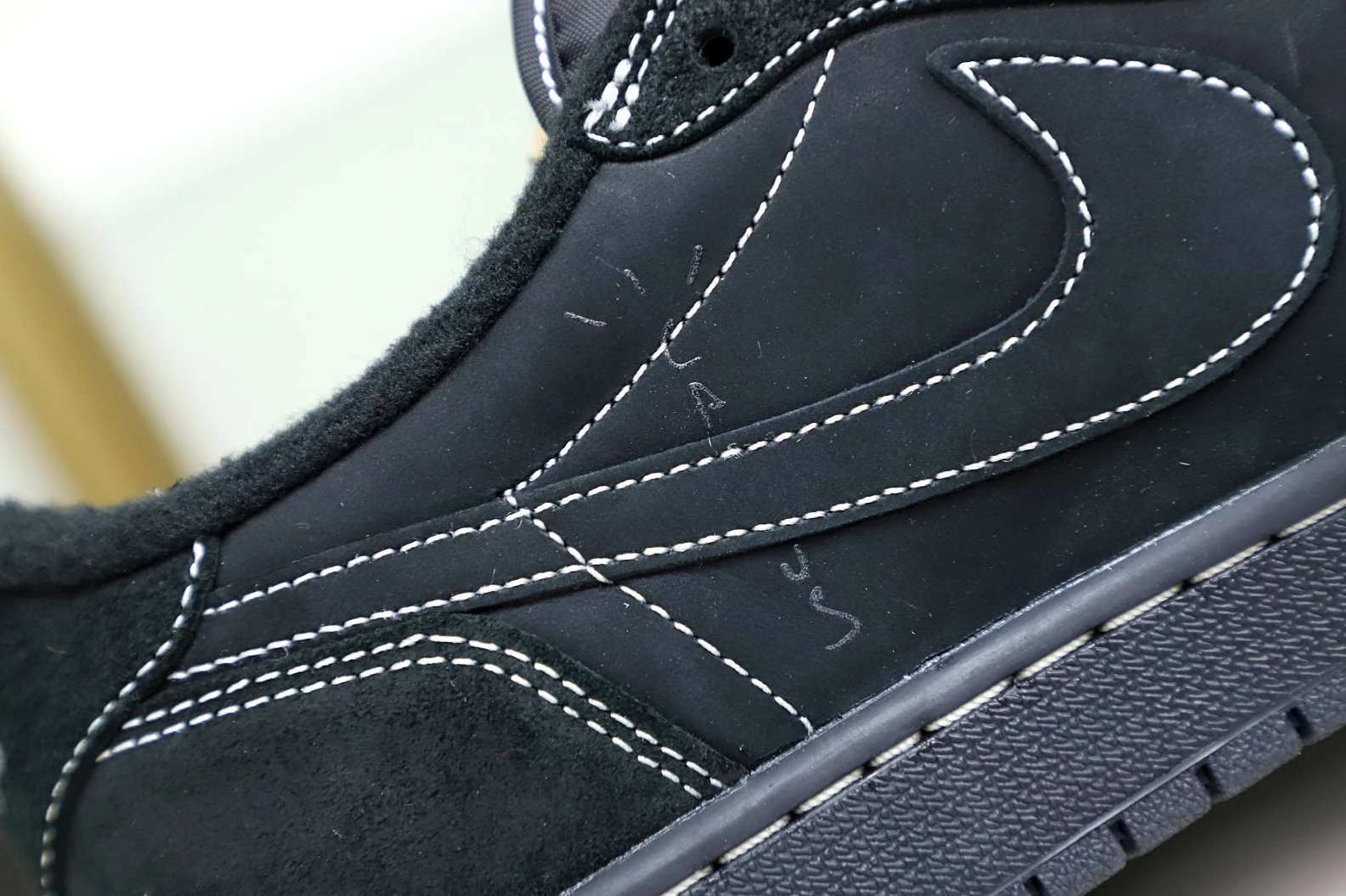 ModernLook Kimikick TRAVIS SCOTT X NIKE AIR JORDAN 1 LOW OG “BLACK PHANTOM” 3508