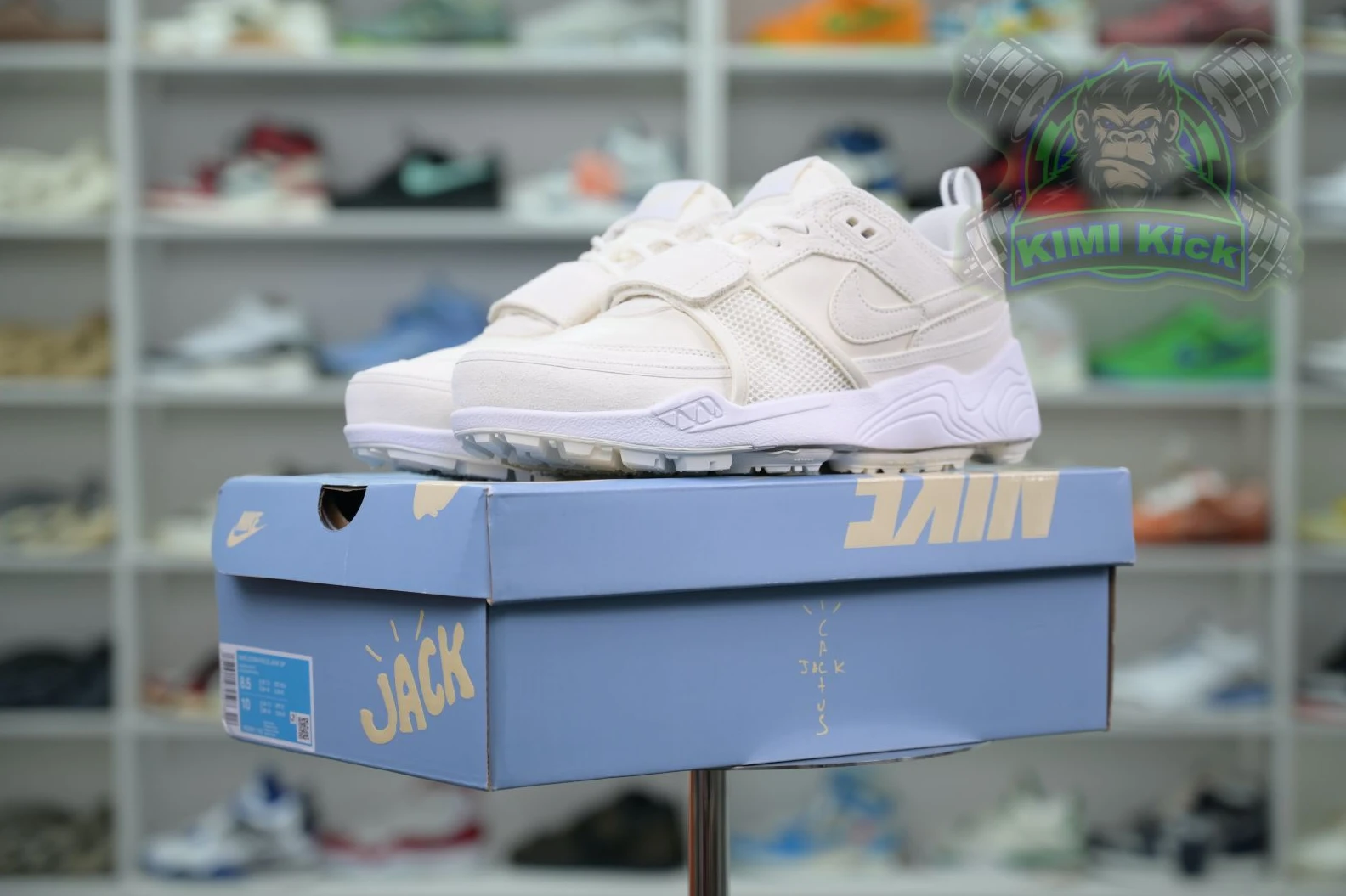 ModernLook Kimikick Travis Scottx Nike Shark-A-Don 3383