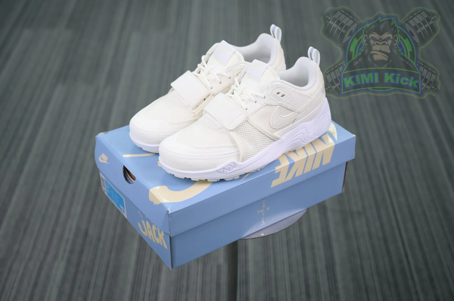 ModernLook Kimikick Travis Scottx Nike Shark-A-Don 3383