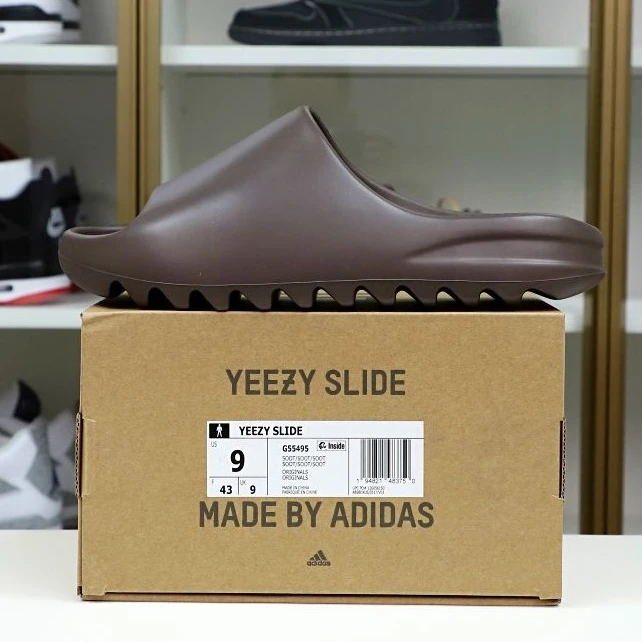 ModernLook Kimikick YEEZY SLIDES G 64