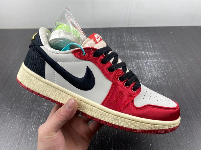 ModernLook Trophy Room x Air Jordan 1 Low OG Home FN0432- 517