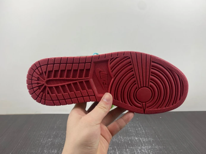 ModernLook Trophy Room x Air Jordan 1 Low OG Home FN0432- 517