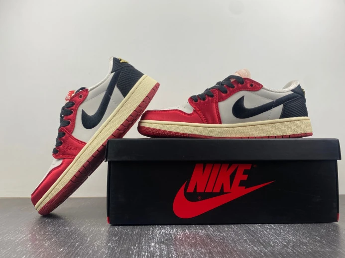 ModernLook Trophy Room x Air Jordan 1 Low OG Home FN0432- 517