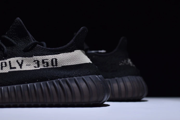 ModernLook ad*s yeezy boost 350 v2 oreo white black by 256