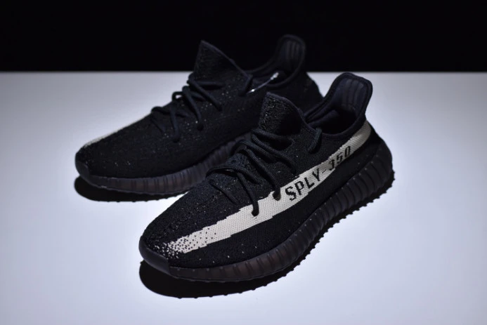 ModernLook ad*s yeezy boost 350 v2 oreo white black by 256