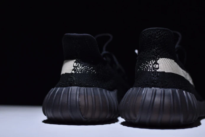 ModernLook ad*s yeezy boost 350 v2 oreo white black by 256