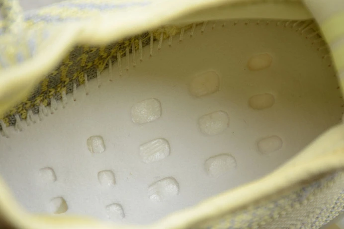 ModernLook ad*s yeezy boost 350 v2 “antlia” fv 236