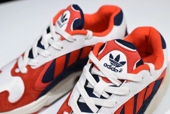 ModernLook ad*s yung 1 navy red white b 213
