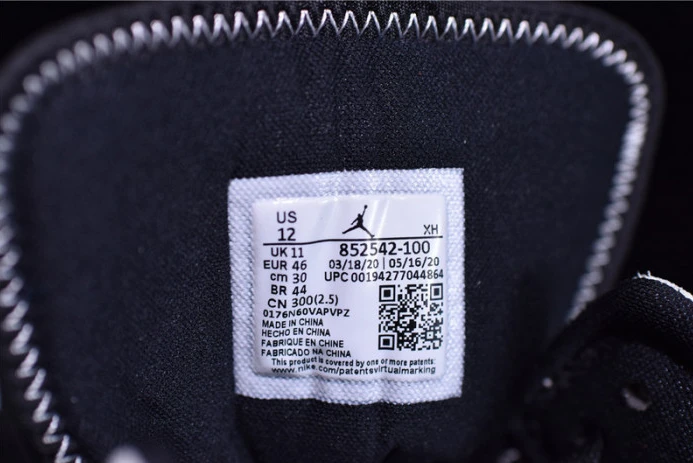 ModernLook air jordan 1 mid se union black toe 852542- 1239