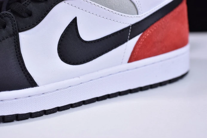 ModernLook air jordan 1 mid se union black toe 852542- 1239