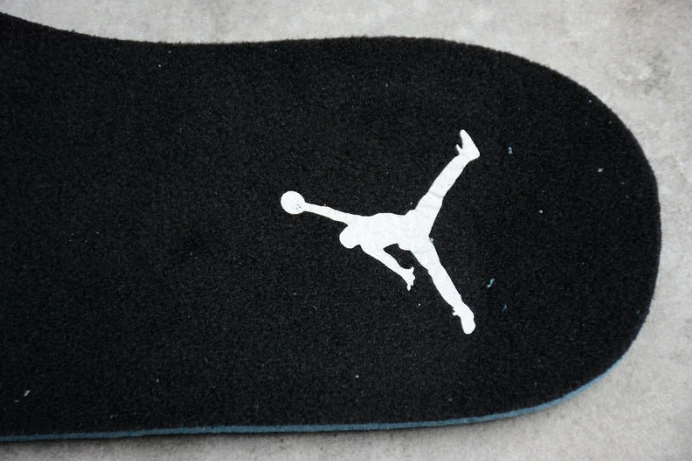 ModernLook air jordan 11 retro low bg "baron" 528895- 1778