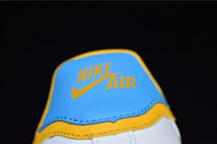 ModernLook nike air force 1 low se aa0287- 3032