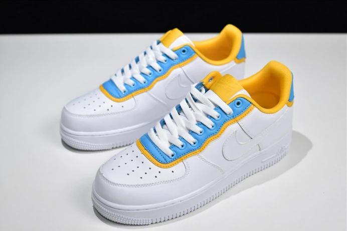 ModernLook nike air force 1 low se aa0287- 3032