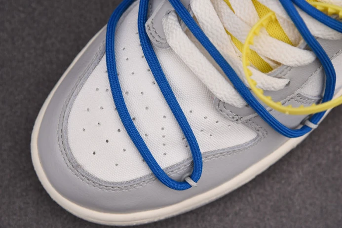 ModernLook nike dunk low ofw lot 10 dm1602- 3200