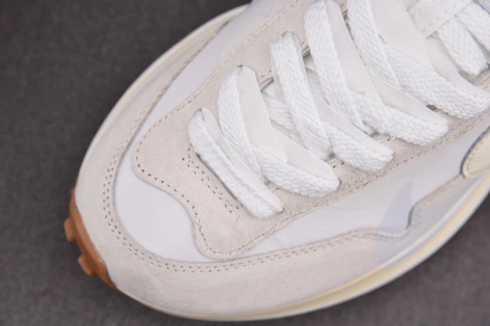 ModernLook nike vaporwaffle sacai sail gum dd1875- 3319