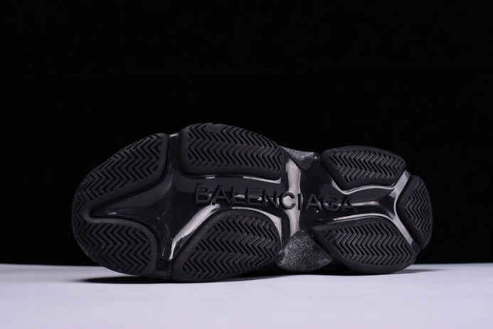 ModernLook triples trainer sneakers 2046