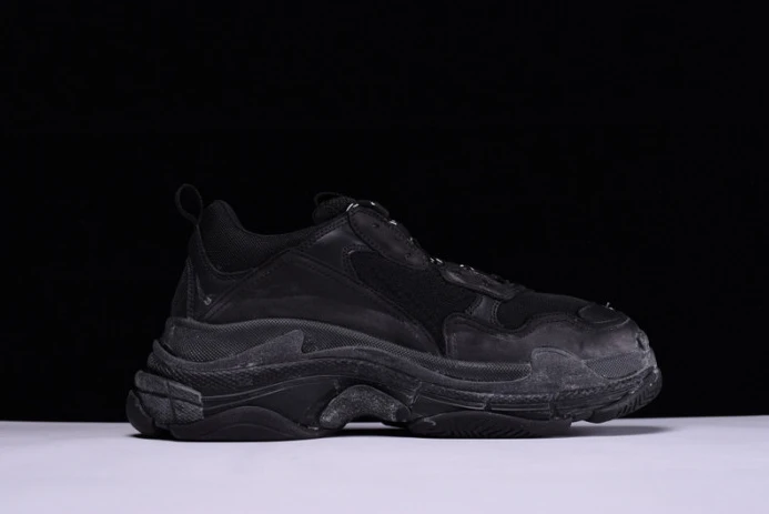 ModernLook triples trainer sneakers 2046