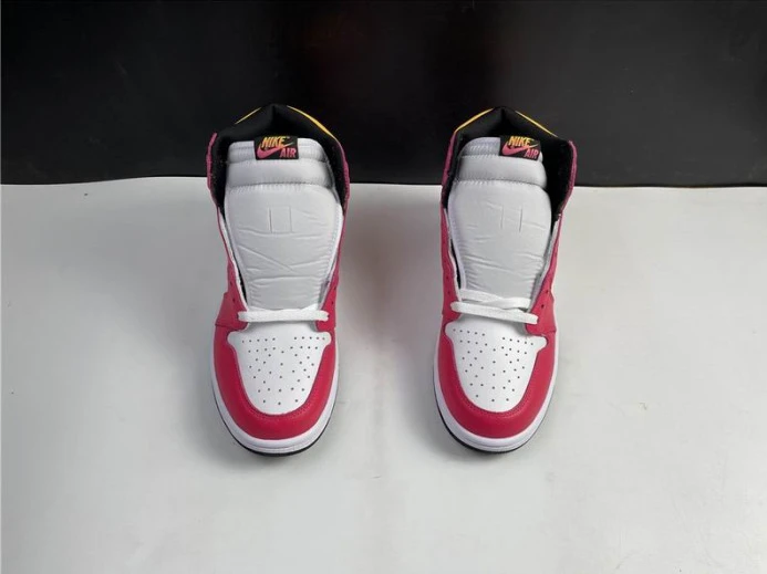 NewStyle Air Jordan 1 High OGLight Fusion Red 555088- 827
