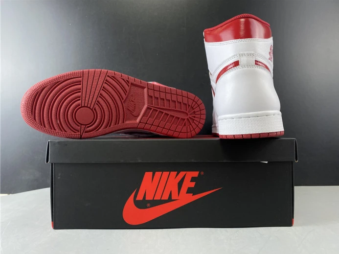 NewStyle Air Jordan 1 Retro Metallic Red (2017) 555088- 850