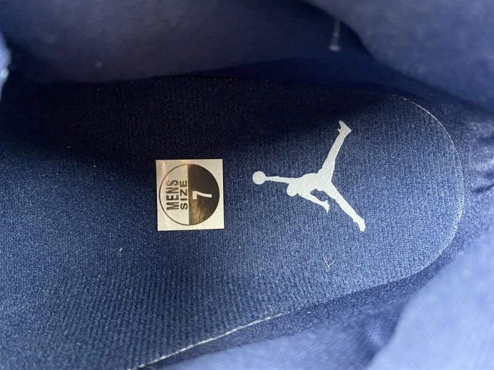 NewStyle Air Jordan 11 Velvet WMNS Midnight Navy AR0715- 713