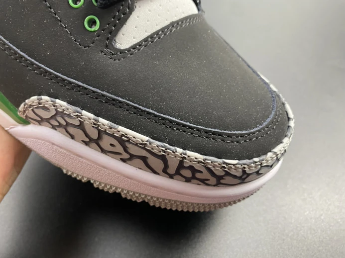 NewStyle Air Jordan 3 Pine Green CT8532- 950
