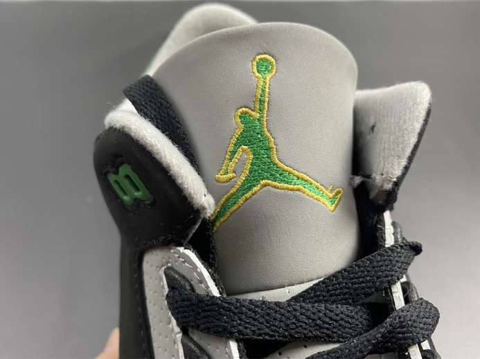 NewStyle Air Jordan 3 Pine Green CT8532- 950