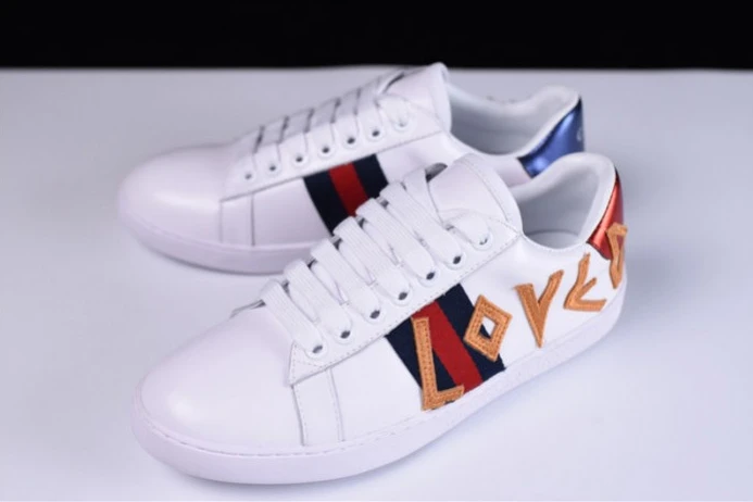 NewStyle GUCC ACE EMBROIDERED LOW-TOP SNEAKER WITH LOVED 497090 DOPE0 2939