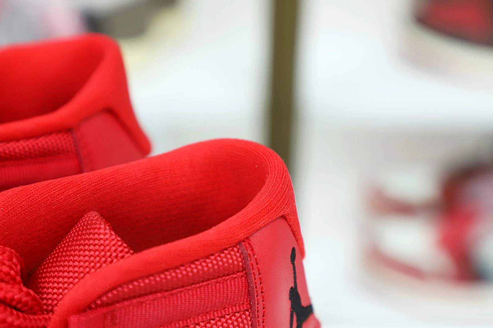 NewStyle Kimikick JORDAN 11 RETRO WIN LIKE 96 378037- 1994