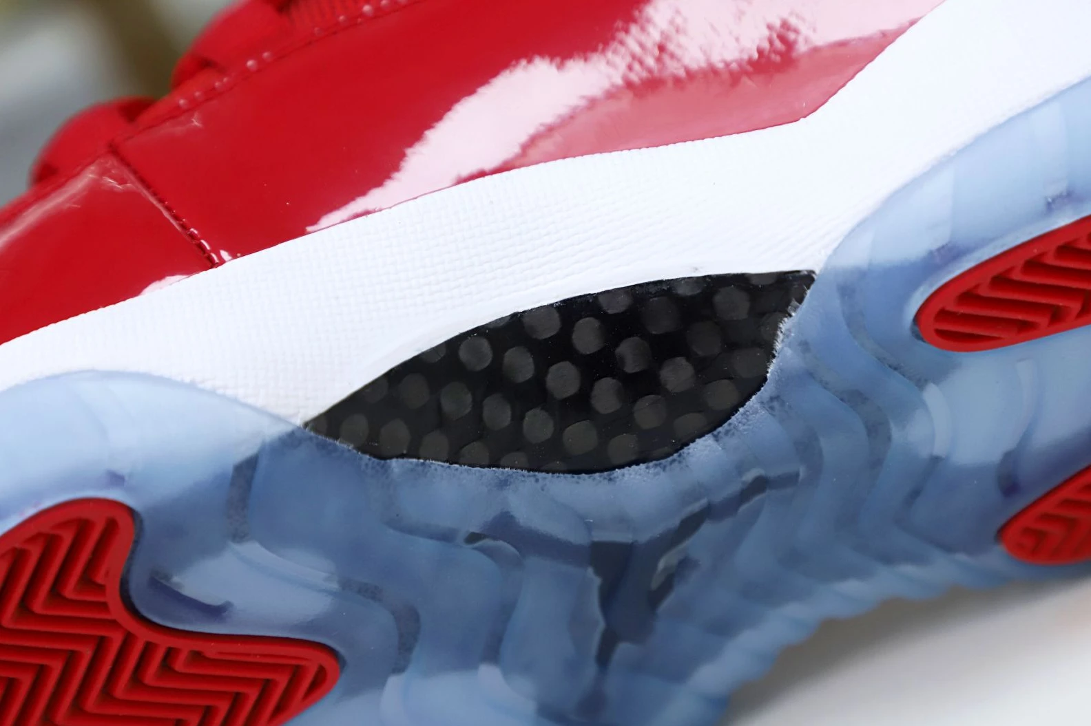 NewStyle Kimikick JORDAN 11 RETRO WIN LIKE 96 378037- 1994