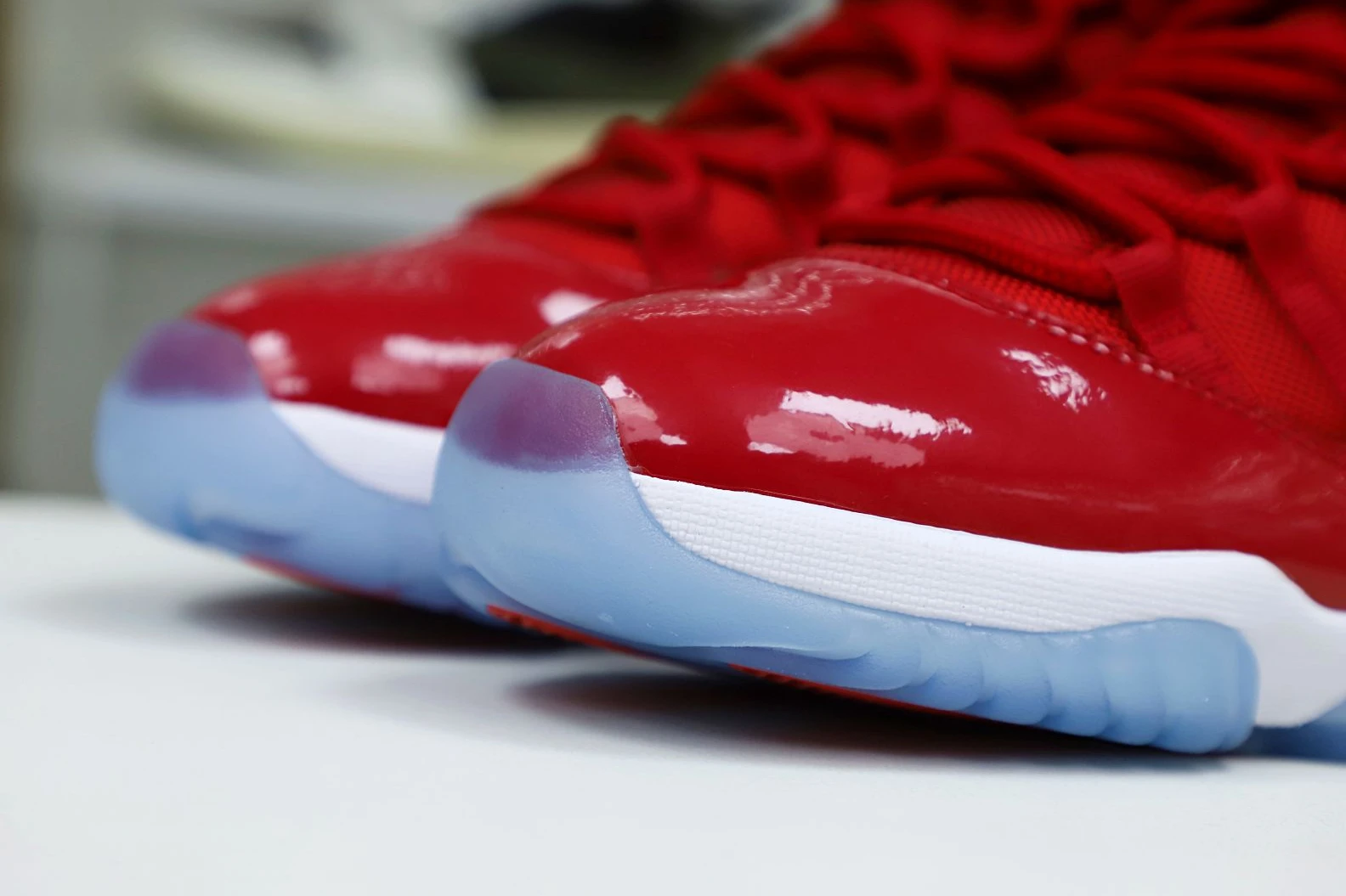 NewStyle Kimikick JORDAN 11 RETRO WIN LIKE 96 378037- 1994