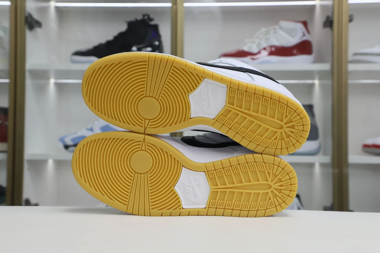 NewStyle Kimikick Nike Dunk SB Low pro iso 3454