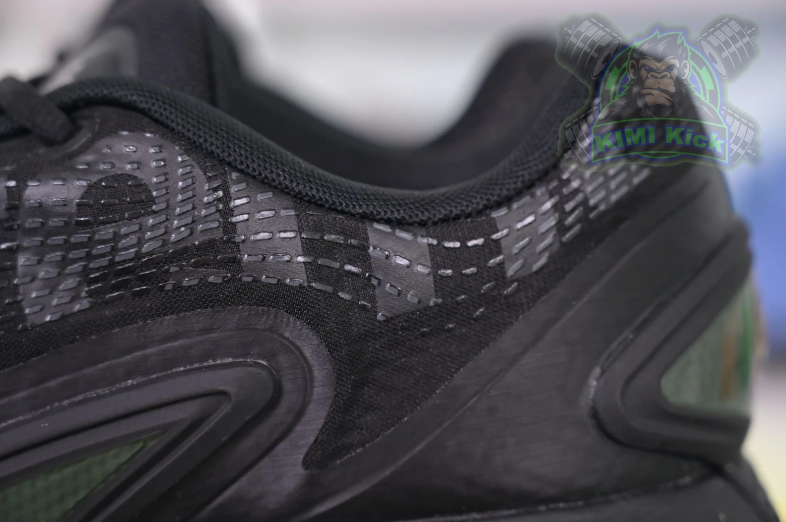 NewStyle Kimikick Supreme x Nike Air Max Dn 3384