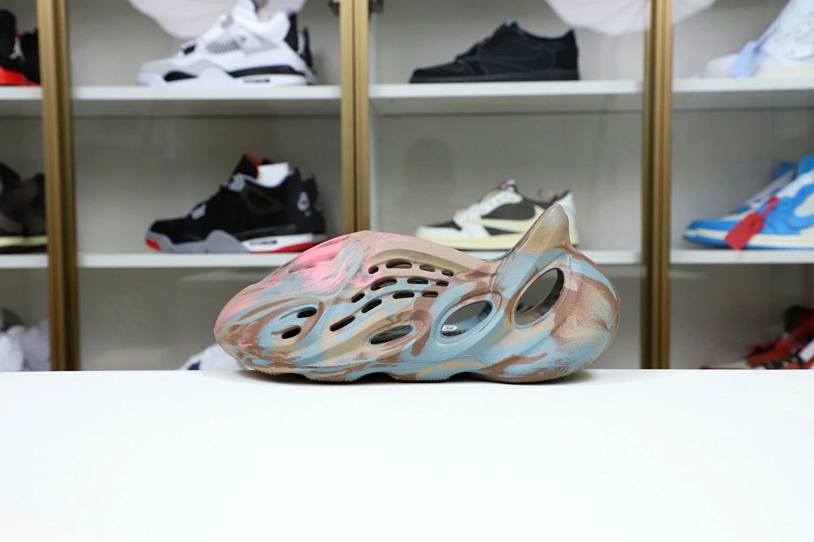 NewStyle Kimikick YEEZY FOAM RNNR MX SAND GREY 27