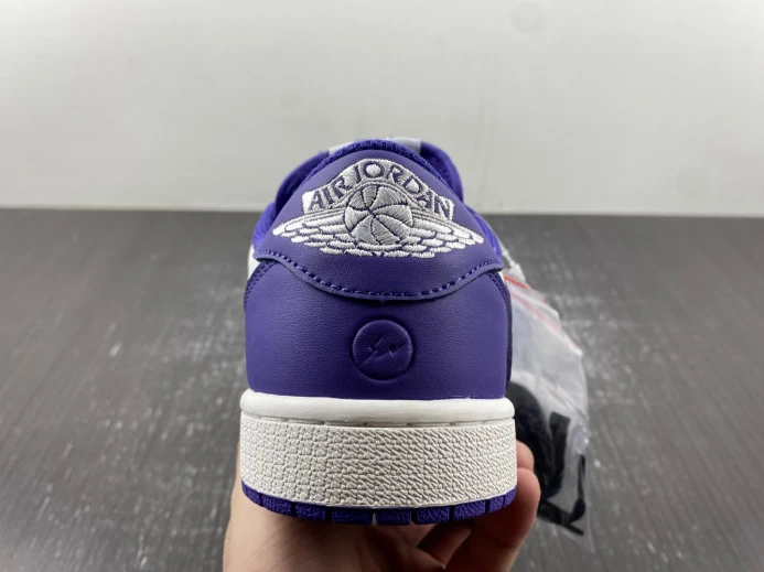 NewStyle OFF-WHITE X TRAVIS SCOTT X AIR JORDAN 1 CUSTOM DM7890- 611