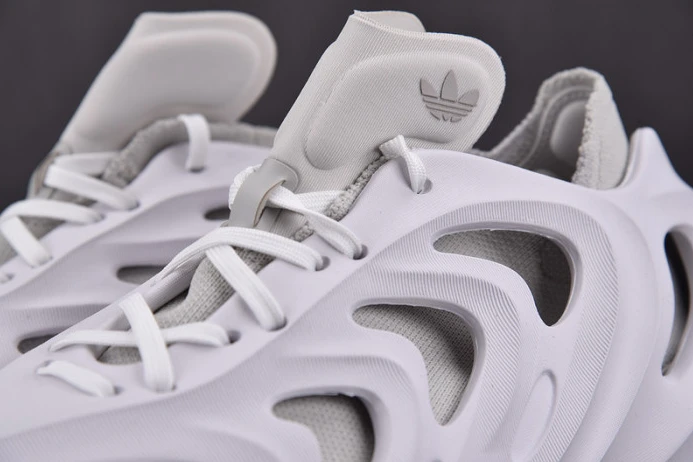 NewStyle ad*s adifom q white grey hp 296