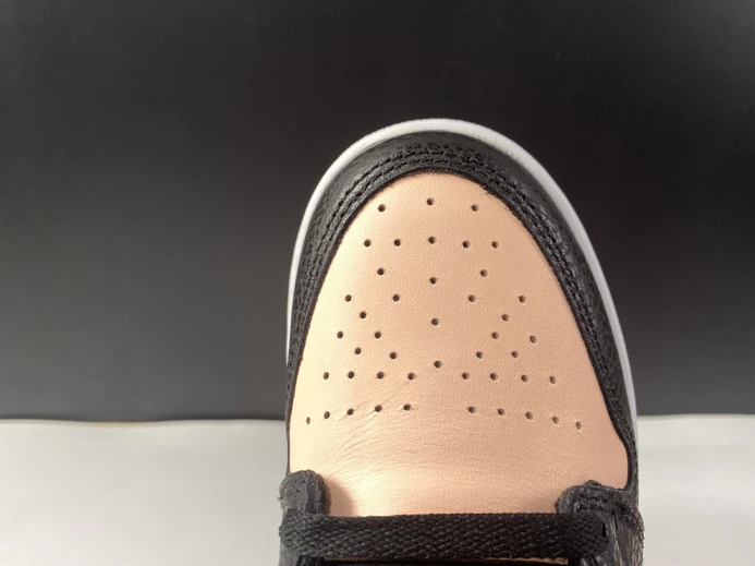 NewStyle air jordan 1 crimson tint 555088- 1300