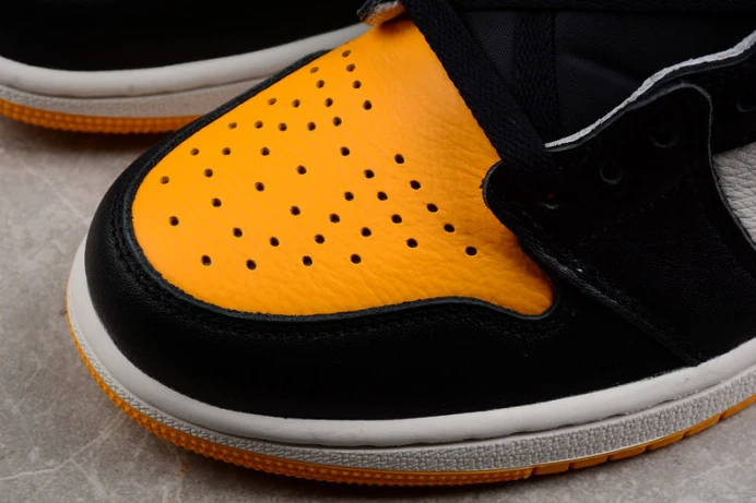 NewStyle air jordan 1 high og “yellow toe” 555088- 1659