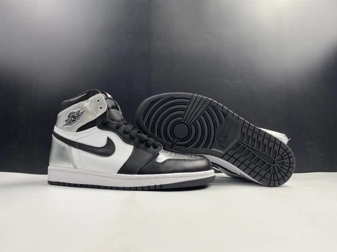 NewStyle air jordan 1 silver toe cd0461- 1225