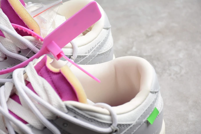 NewStyle ofw x dunk low “03 of 50” dm1602- 3210