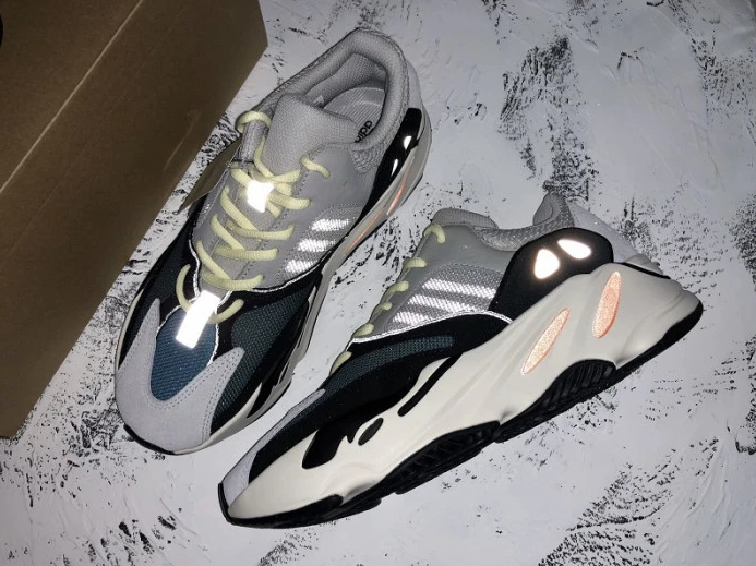 Popular Adidas Yeezy 700 Boost Wave Runner B 478